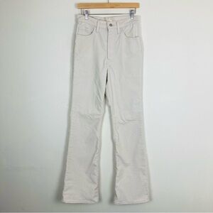 Levi's Women's Boot Cut corduroy- Cream